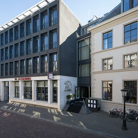 Court Hotel Utrecht City Centre-3